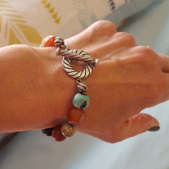 Sterling silver and genuine stone toggle bracelet - Picture 4 of 5